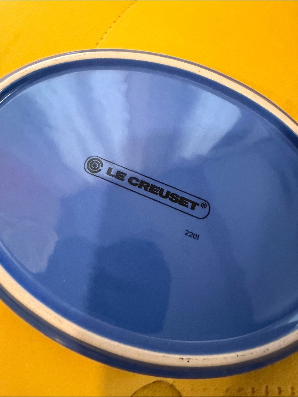 Le Creuset Blue Oval Stoneware Spoon rest - Picture 2 of 5